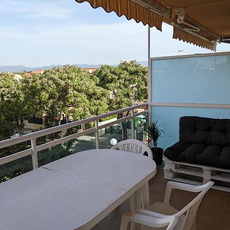 Apartamento Piscina Vilafortuny Apartment Кембрилс Екстериор снимка